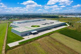 Chińska firma transportowa świadcząca zintegrowane usługi logistyczne stawia na MLP Wrocław