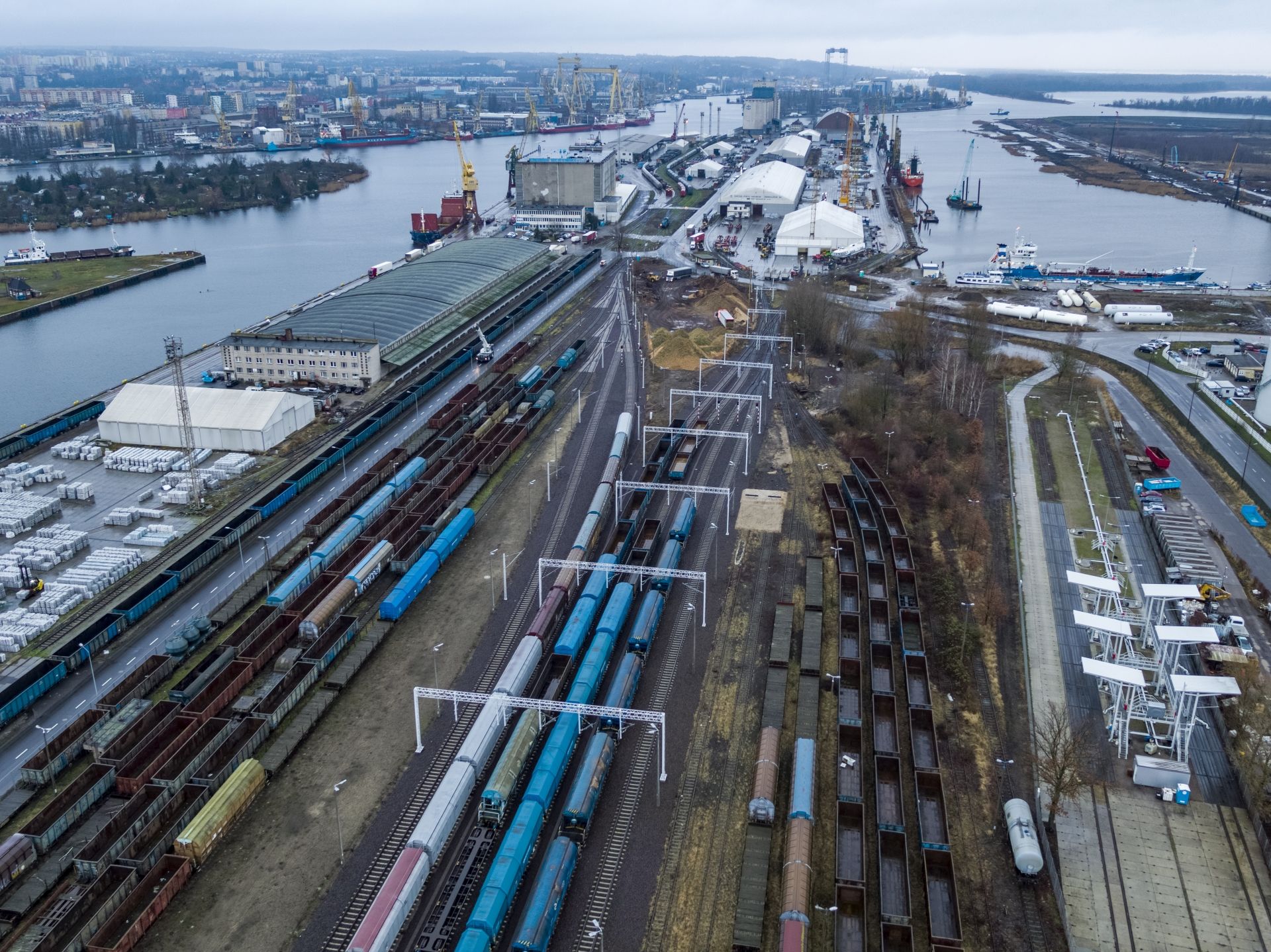 Coraz lepsze tory kolejowe do portów w Szczecinie i Świnoujściu