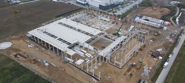 Globalna firma automotive rozbudowuje fabrykę pod Wrocławiem [ZDJĘCIA]