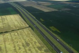 Nowa droga S8 połączy Wrocław z Kłodzkiem. Powstaje odcinek Jordanów Śląski – Łagiewniki [FILM]