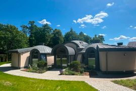 Polskie Centrum Biowitalności: Manor House SPA otwiera futurystyczny kompleks kopułowych domów sferycznych 