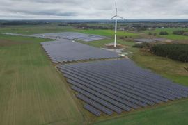 Polski Zielony Fundusz inwestuje w fotowoltaikę i magazynowanie energii 