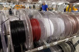 Holenderska firma Signify rozwija zaawansowaną produkcję w Polsce
