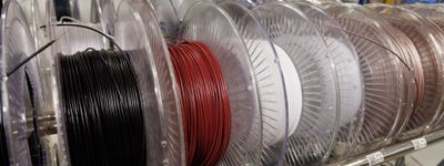 Holenderska firma Signify rozwija zaawansowaną produkcję w Polsce