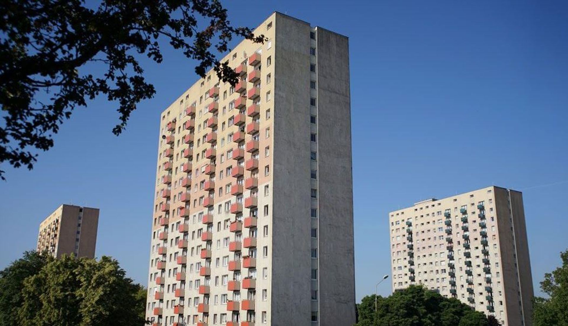 Nowa ustawa reguluje prawa do gruntów we władaniu spółdzielni mieszkaniowych