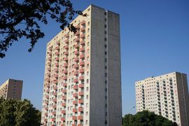 Nowa ustawa reguluje prawa do gruntów we władaniu spółdzielni mieszkaniowych