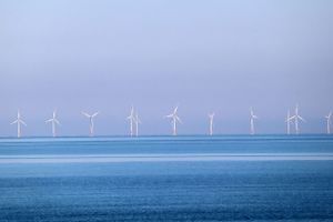 Budowa morskich farm wiatrowych w Polsce szansą na kilkadziesiąt tysięcy nowych miejsc pracy