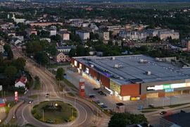 Grupa Saller zakończyła rozbudowę Centrum Handlowego S1 w Suwałkach. Jest niemal w pełni skomercjalizowane