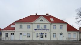 Zabytkowy, przedwojenny dworzec kolejowy we Władysławowie otwarty dla podróżnych