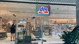 Niemiecka sieć dm-drogerie markt chce w 2024 r. podwoić liczbę sklepów w Polsce