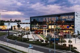 Polski rynek retail przyciąga inwestorów. Trzy duże transakcje za blisko 600 mln euro