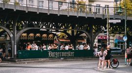 Niemiecka sieć fast food Burgermeister ma plany na otwarcie 20-40 lokali w Polsce