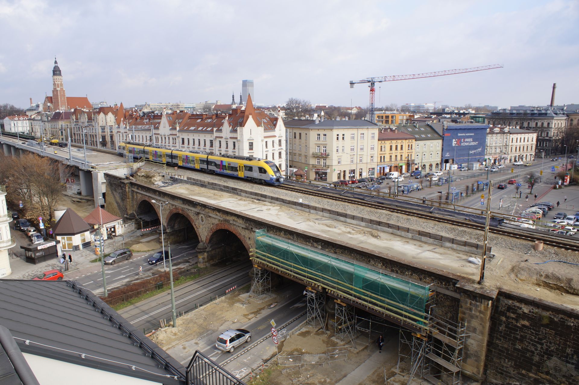 W centrum Krakowa trwa budowa estakady Szybkiej Kolei Aglomeracyjnej 