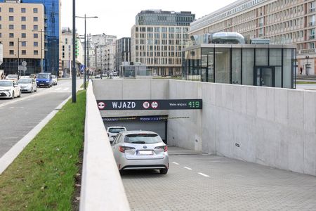 Otwarcie nowego, podziemnego parkingu w centrum Warszawy