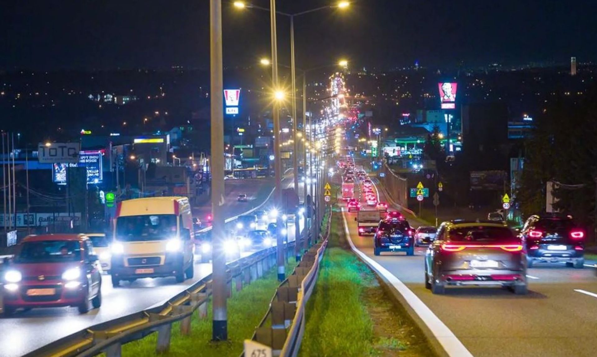 Trwa rozbudowa kolejnego odcinka "Zakopianki" (DK7) pod Krakowem 