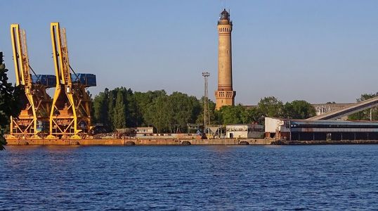 Słynna, zabytkowa latarnia morska w Świnoujściu przejdzie gruntowną renowację. Co w niej powstanie?