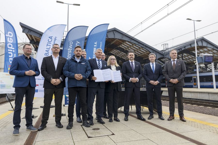 Wielka inwestycja za ponad 5 mld zł! Podpisano umowę na realizację linii kolejowej Rail Baltica Białystok – Ełk