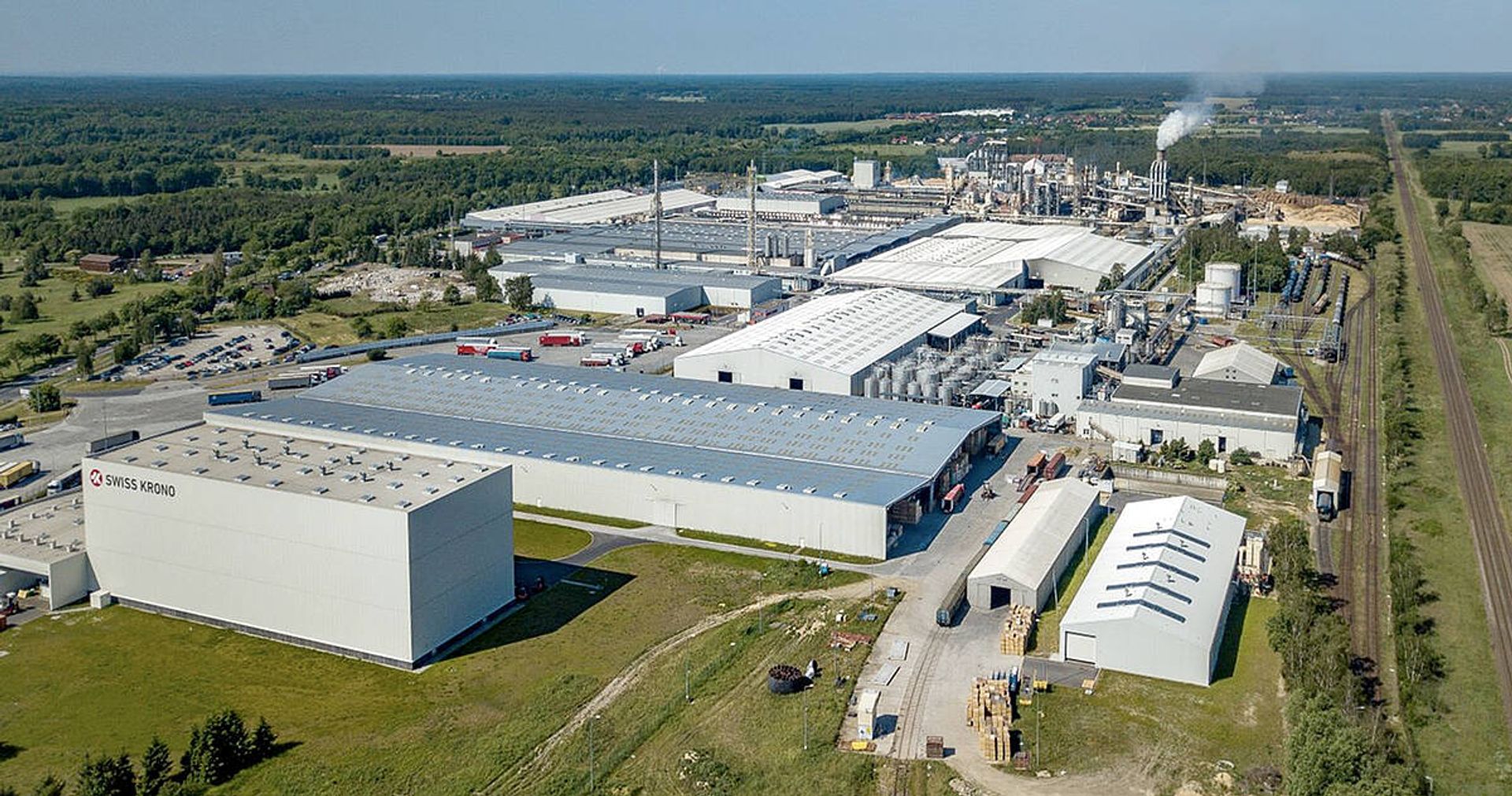 Swiss Krono inwestuje w zakład produkcyjny w Żarach. Wybuduje nowoczesny węzeł recyklingu drewna
