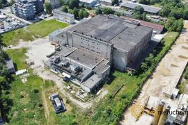 Ukraiński inwestor zwolnił pracowników i zlikwidował Calfrost. W Kaliszu znika dawna fabryka mrożonek. Jest nowy właściciel