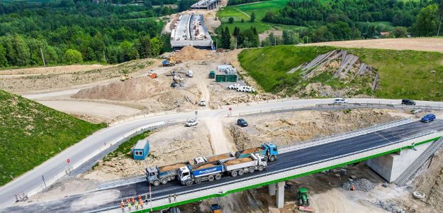 Podkarpackie: Inżynierski sprawdzian wiaduktu na odcinku Via Carpatia S19 Babica - Jawornik zakończony sukcesem [ZDJĘCIA]