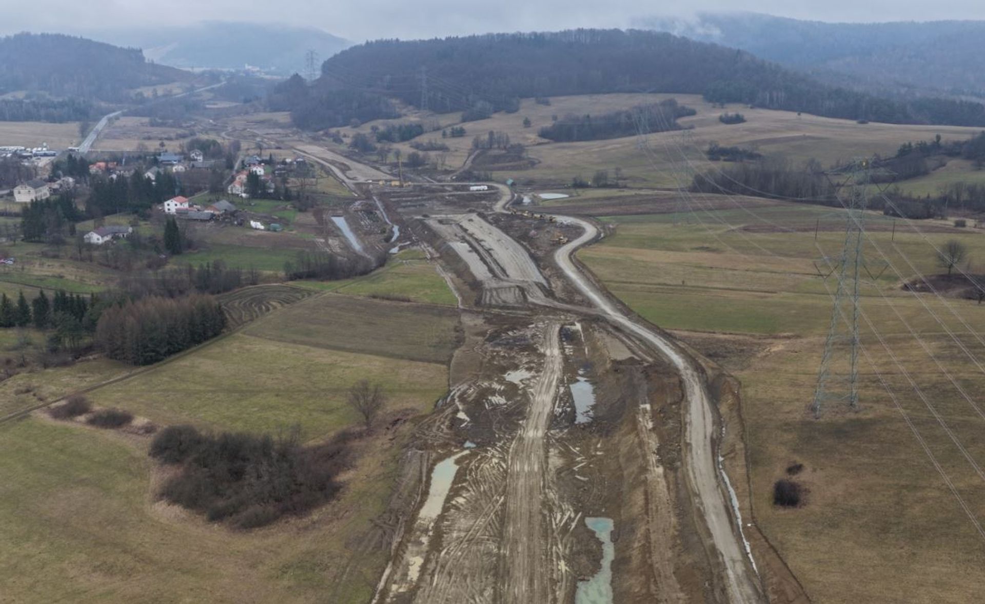 Trwa budowa przygranicznego odcinka drogi ekspresowej S19 Via Carpatia 
