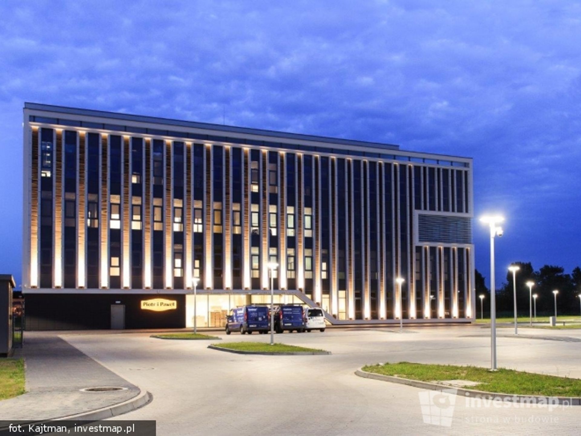  PTB Nickel wybudował przed terminem nowy biurowiec sieci Piotr i Paweł