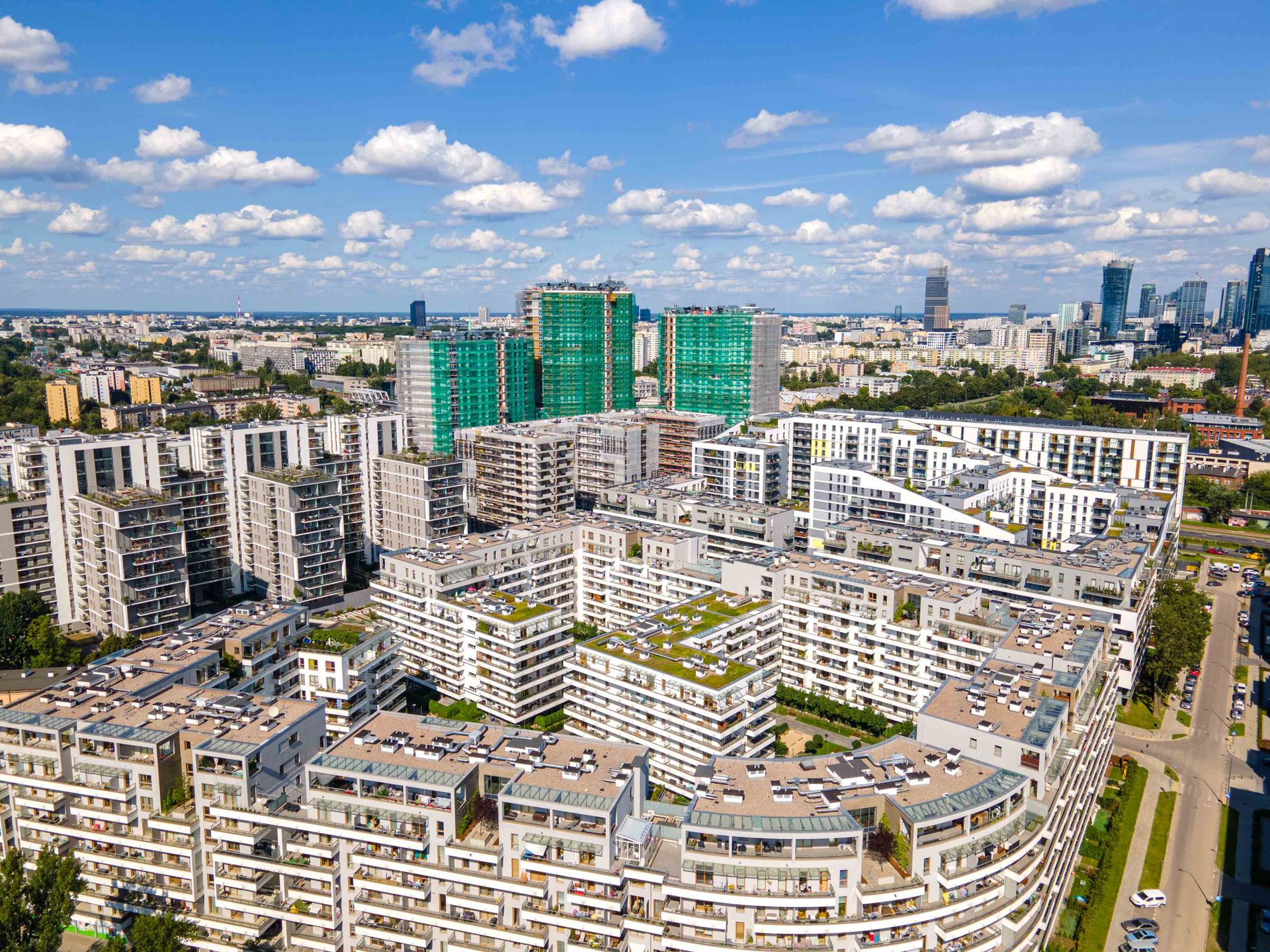 Liczba nowych mieszkań wprowadzanych na warszawski rynek maleje