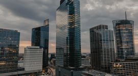 W Warszawie powstaje 202-metrowy wieżowiec Warsaw Unit [FILM]