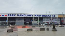 Marywilska 44 wstaje z kolan. Co dalej z centrum handlowym [WIZUALIZACJE]