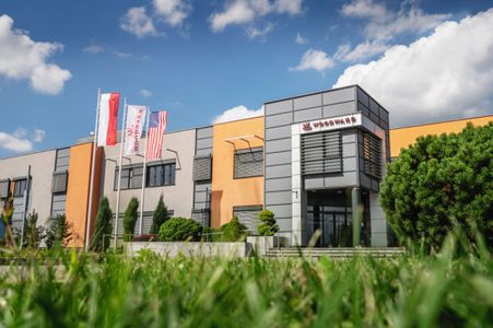 Amerykański koncern Woodward Inc. przenosi produkcję z Kanady do Polski