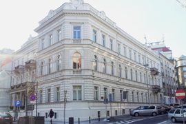 [Warszawa] Fundusz zarządzany przez IVG kupił budynek Royal Trakt Offices w Warszawie