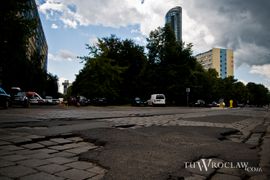 [Wrocław] Najbardziej dziurawe ulice miasta pójdą do remontu najwcześniej za 5 lat