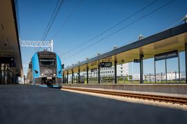 Koleje Śląskie uruchomiły dwa nowe połączenia do Katowice Airport