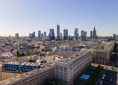 Czynsze za najem mieszkań w Warszawie niemal tak wysokie jak w Brukseli 