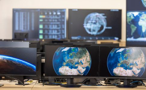 Polska uruchamia Centrum Operacji Satelitarnych. Wojsko zyskuje zdolność operacyjną działań w kosmosie