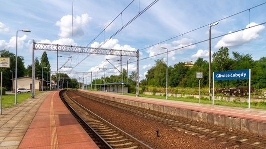 Gliwice Łabędy. Będą lepsze podróże przez stację i sprawniejszy przewóz towarów