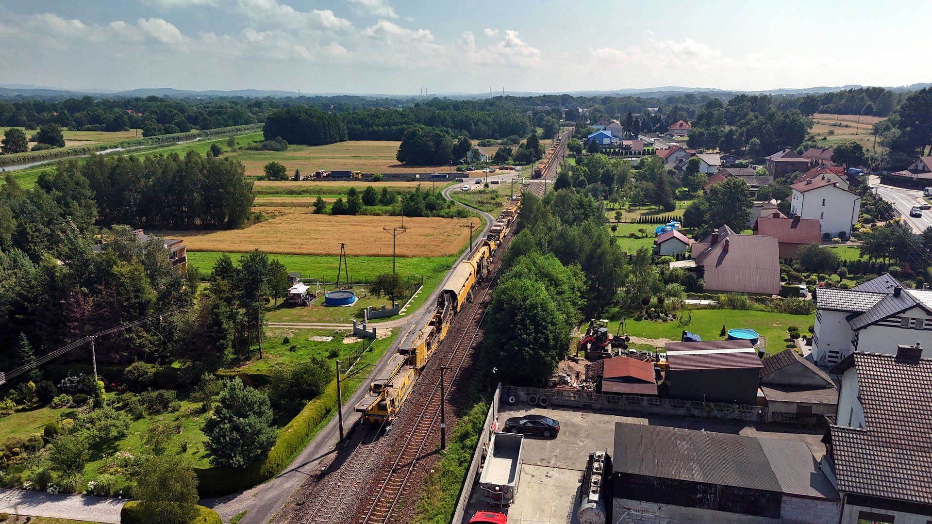 PKP PLK poprawia komfort podróży pociągiem z Krakowa do Oświęcimia