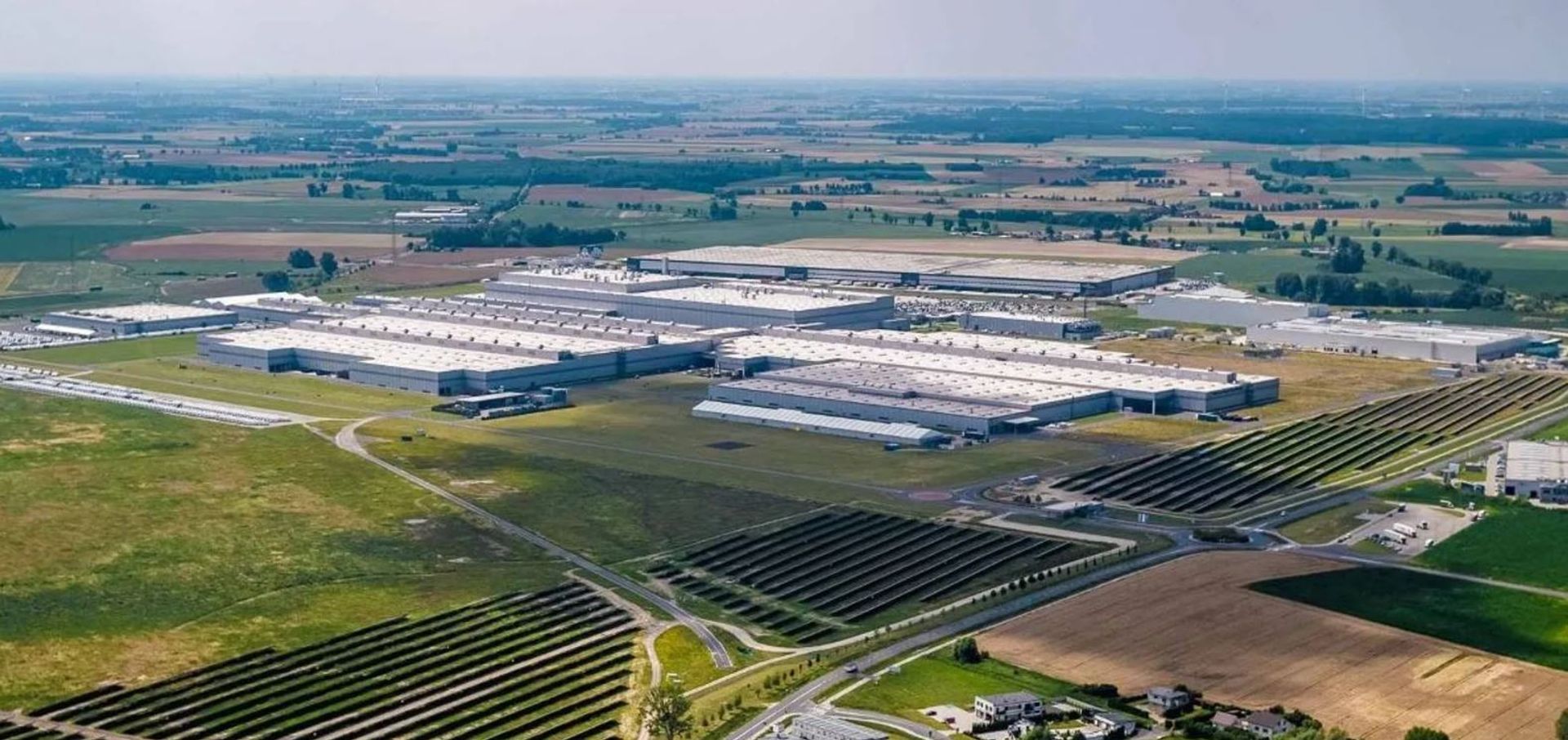 Volkswagen zainwestuje 1,5 mld złotych w rozbudowę fabryki pod Poznaniem