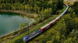 Pół miliarda złotych na strategiczną inwestycję w Szczecinie. Polska i Korea uruchomią produkcję kolejowych platform wojskowych