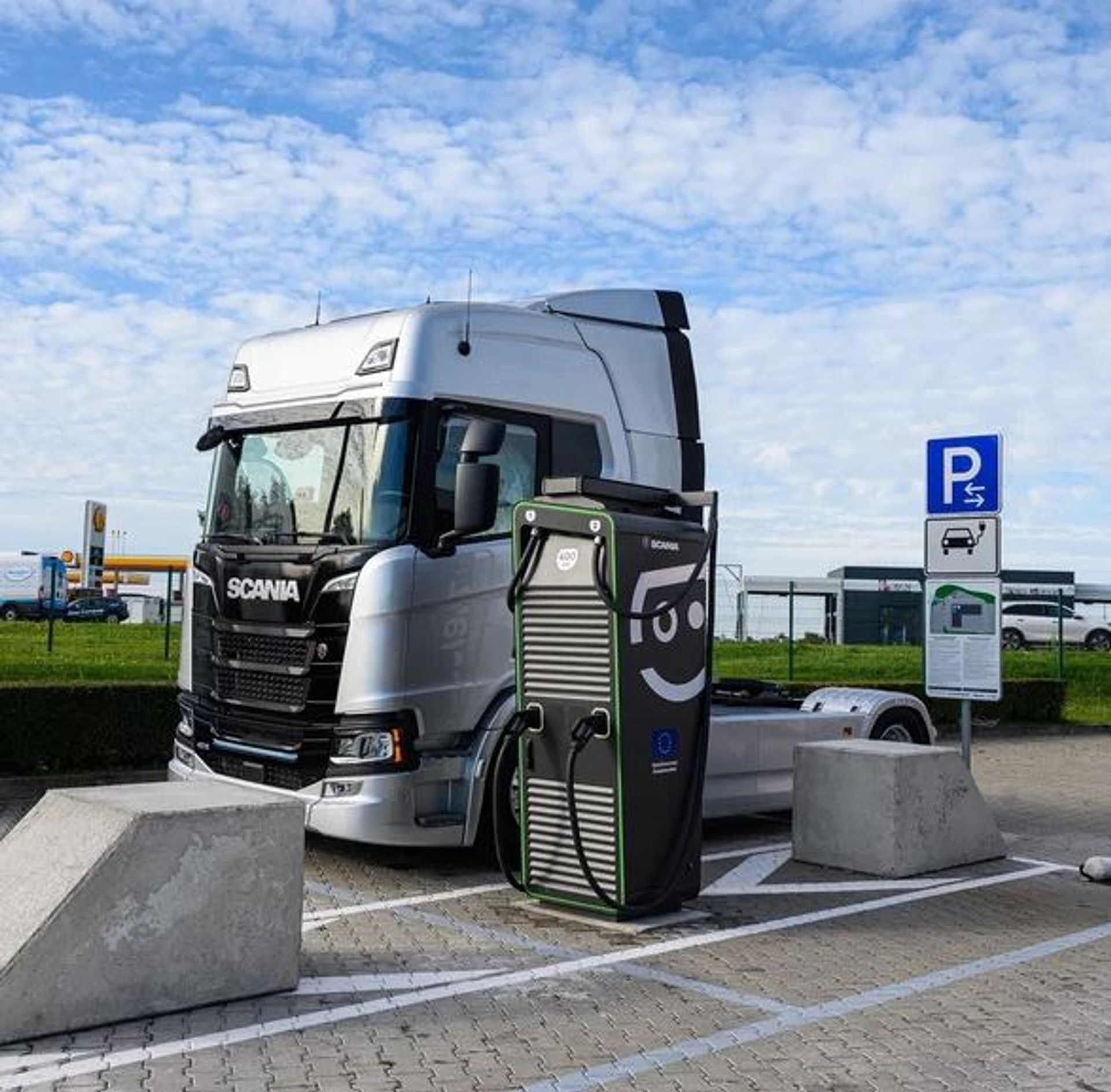 GreenWay zbuduje w Polsce ładowarki 1MW dla ciężarówek