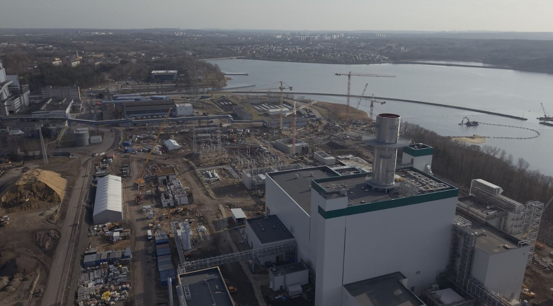 Budowa wielkiej elektrowni PGE Nowy Rybnik weszła w kluczowy etap realizacji 