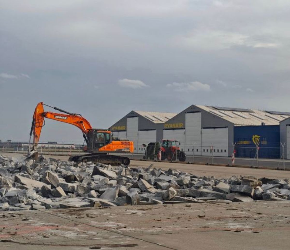 Wrocław Aircraft Maintenance Services (WAMS)