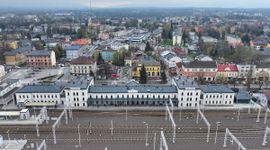 Pracowity czas na dworcach PKP – przebudowy, modernizacje i remonty