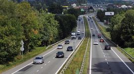 Wiemy kto przygotuje projekt nowych i poszerzonych dróg wzdłuż zakopianki (DK7), pomiędzy Głogoczowem a Myślenicami
