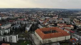 Jeden z najbogatszych polskich inwestorów i hotelarzy kupuje zabytkowe koszary w Wadowicach pod Krakowem