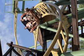 Całoroczny Park Rozrywki Mandoria pod Łodzią otworzył pierwszy w Polsce rollercoaster typu bobsled [ZDJĘCIA]