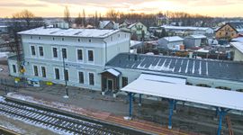 Zaawansowane prace przebudowy dworca kolejowego w Kątach Wrocławskich [ZDJĘCIA]
