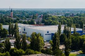 Znana polska firma Adamed wybuduje za ok. 300 mln złotych fabrykę leków wziewnych pod Łodzią