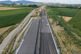 Na Dolnym Śląsku powstaje odcinek drogi ekspresowej S8 Jordanów Śląski – Łagiewniki Zachód [FILM]
