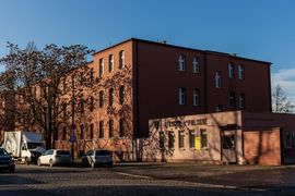 Wrocław: AMW przebuduje budynki dawnej, zabytkowej jednostki wojskowej na Szczepinie. Przeniesie tam siedzibę 